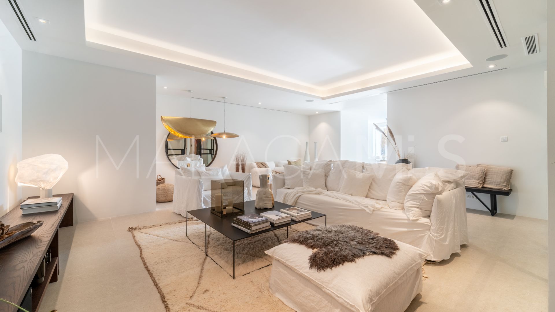 Villa for sale in El Herrojo
