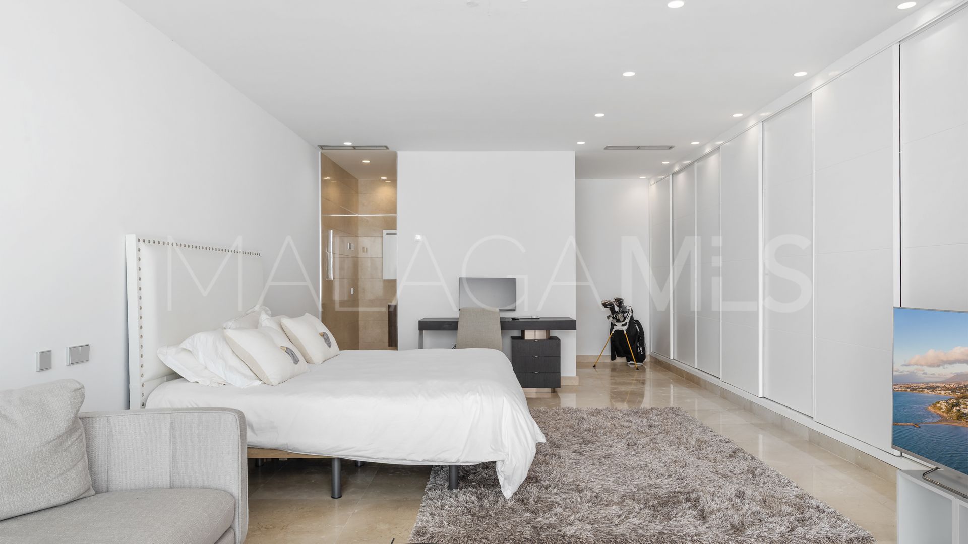 La Alqueria, villa with 5 bedrooms for sale
