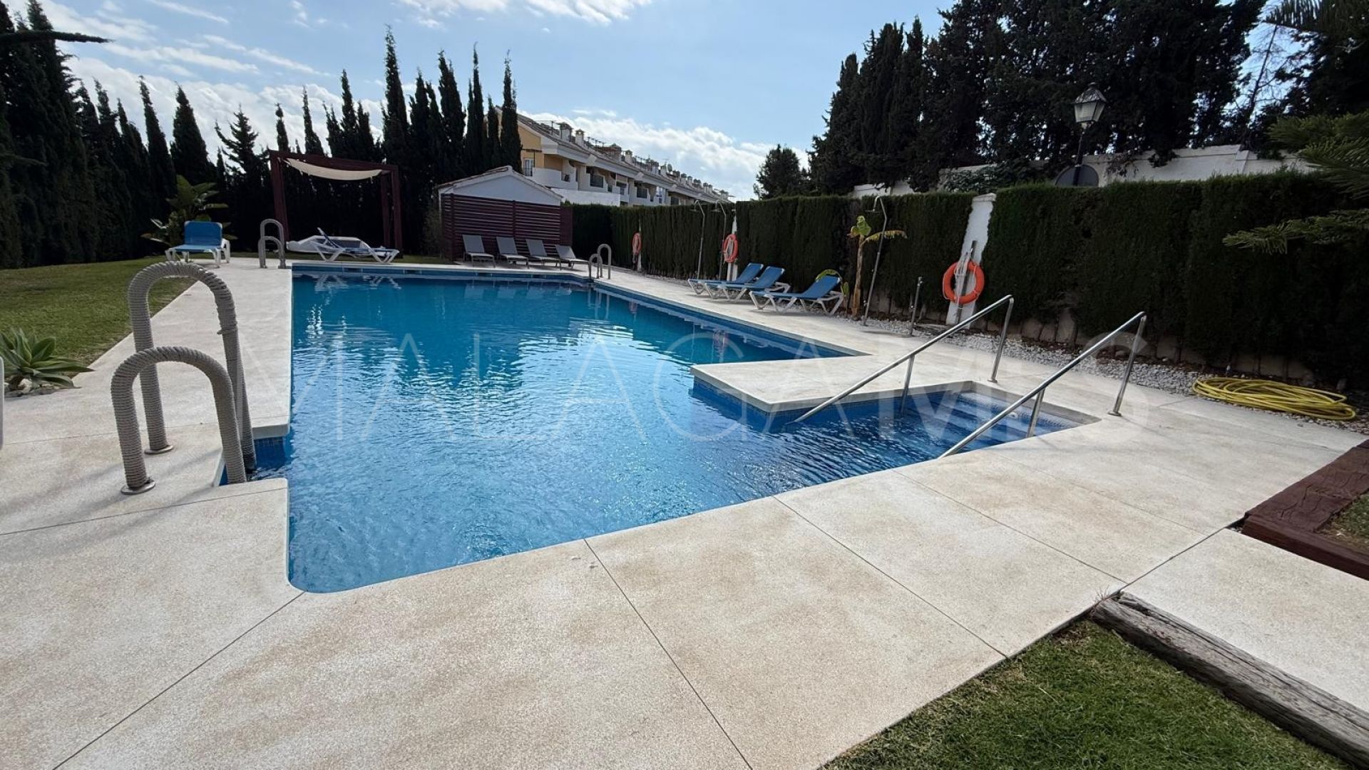 Apartamento for sale with 2 bedrooms in Nueva Andalucia