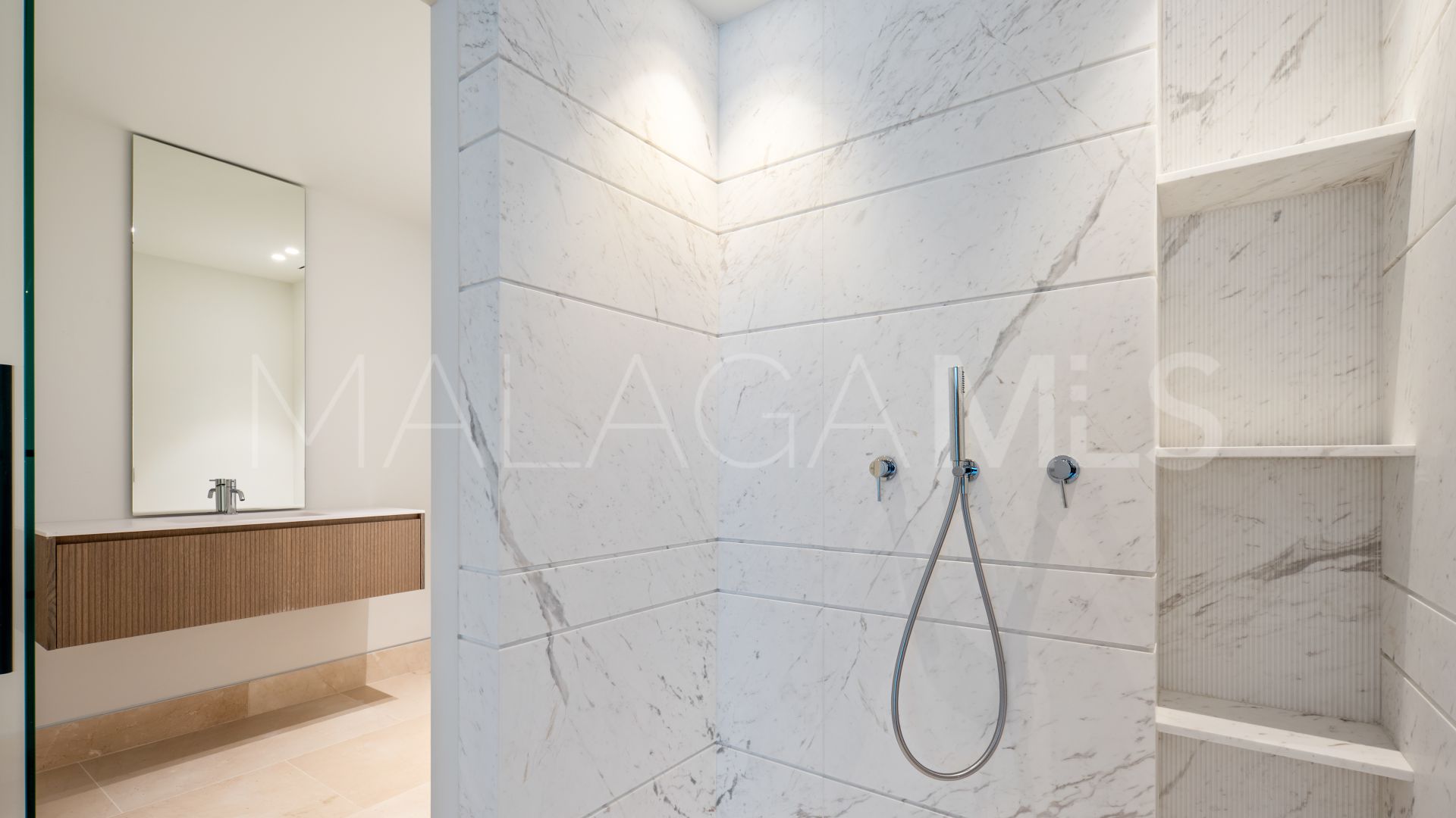 Villa for sale in Rocio de Nagüeles
