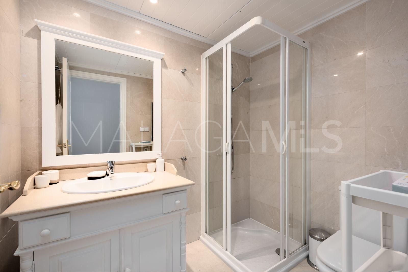 For sale ground floor apartment with 2 bedrooms in Los Arqueros