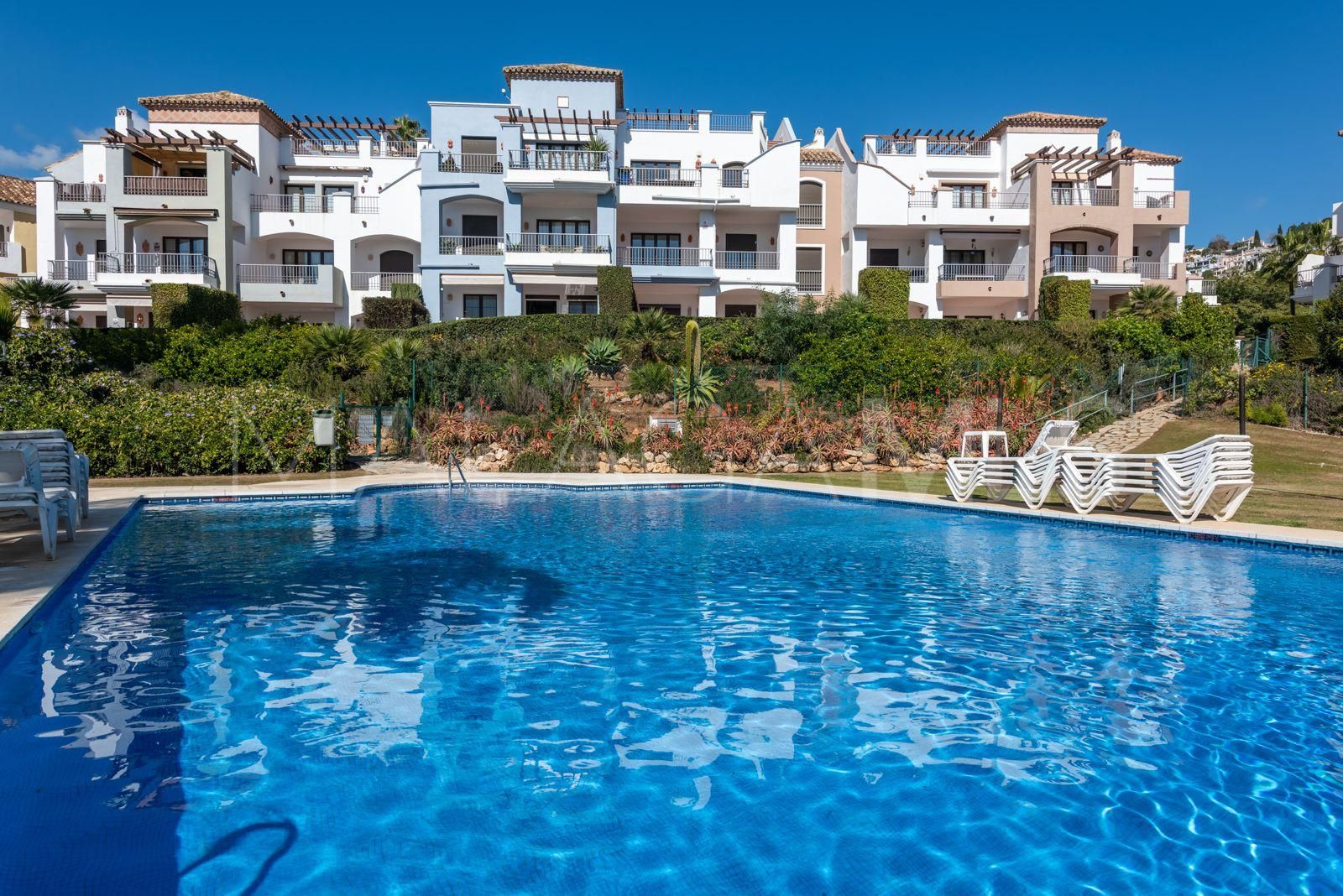 For sale ground floor apartment with 2 bedrooms in Los Arqueros