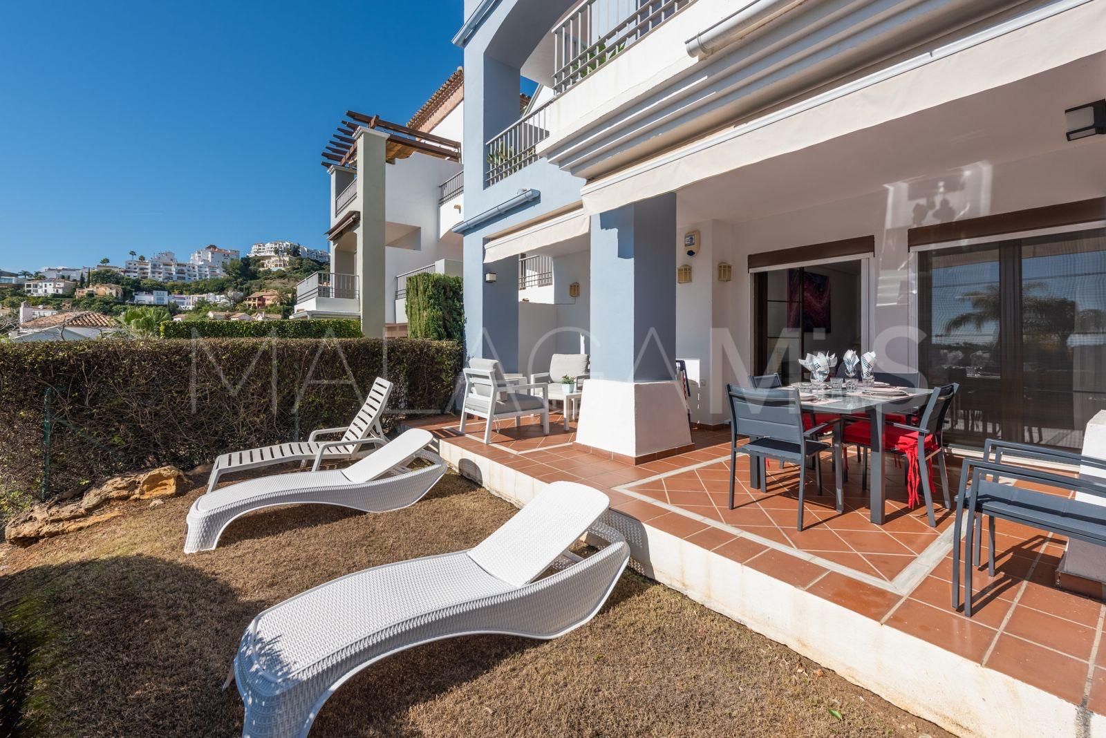 For sale ground floor apartment with 2 bedrooms in Los Arqueros