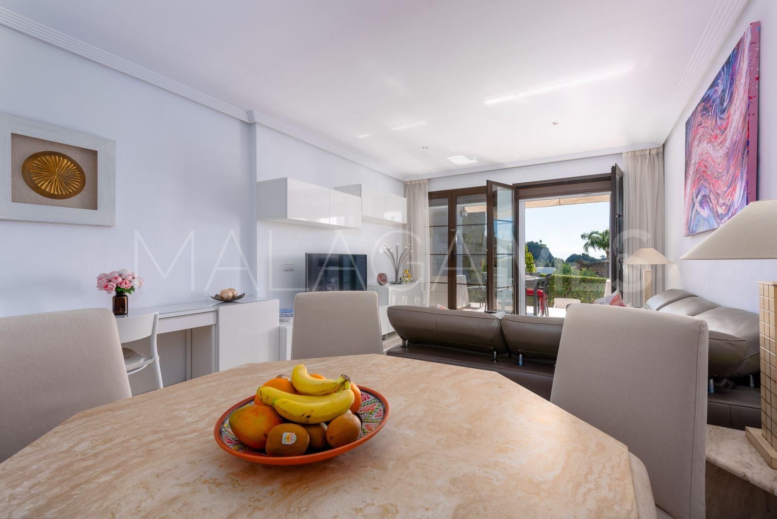 For sale ground floor apartment with 2 bedrooms in Los Arqueros