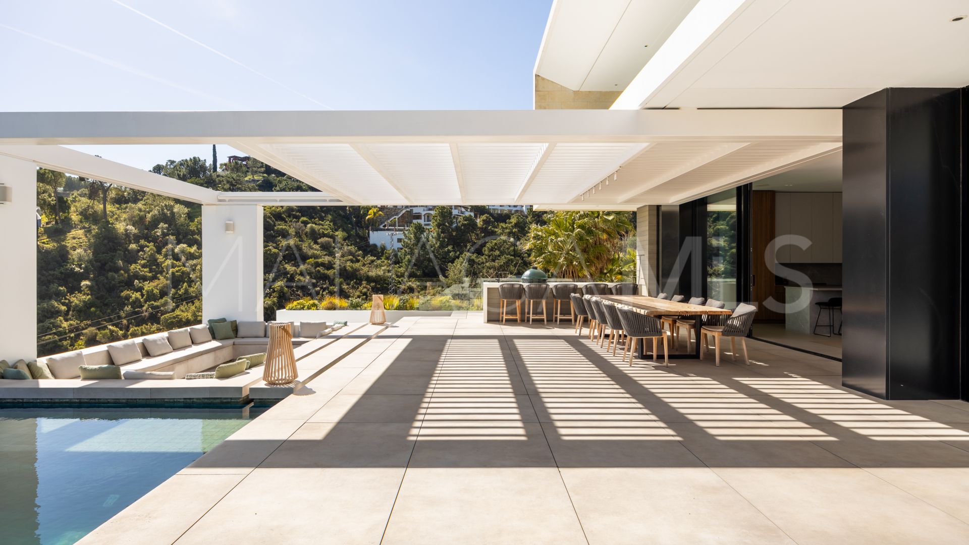 El Madroñal, villa for sale with 7 bedrooms