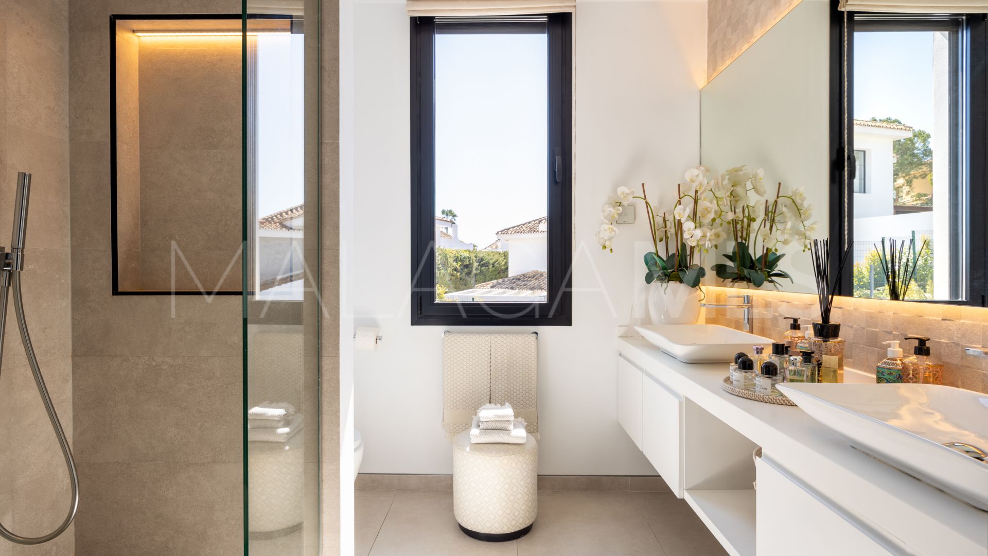 Nueva Andalucia villa for sale