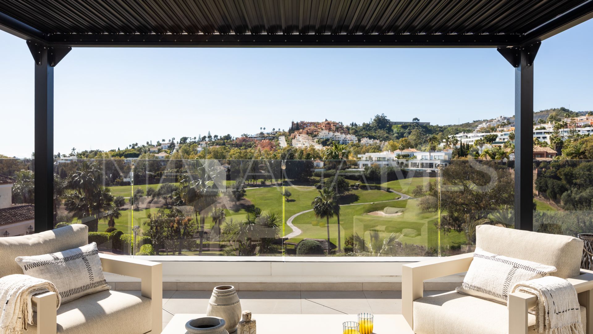 Nueva Andalucia villa for sale