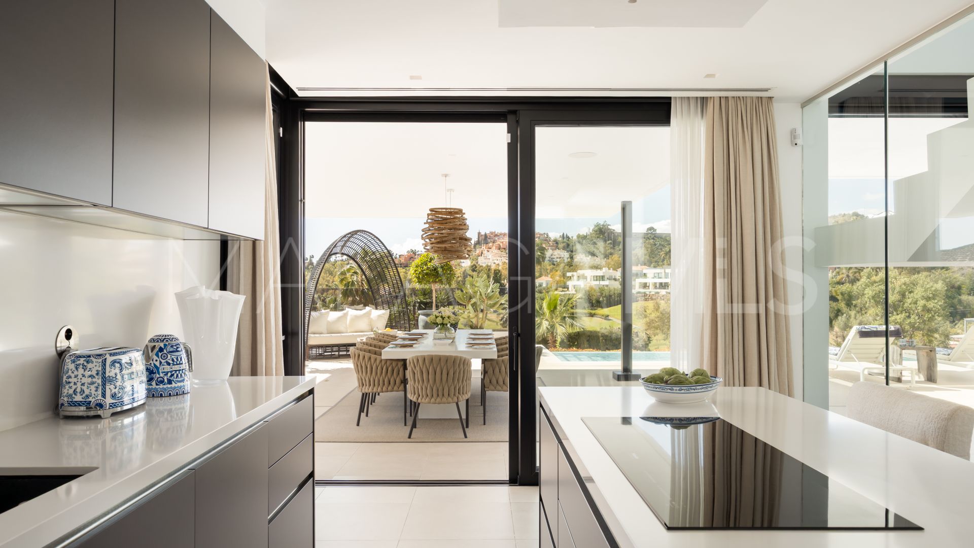 Nueva Andalucia villa for sale