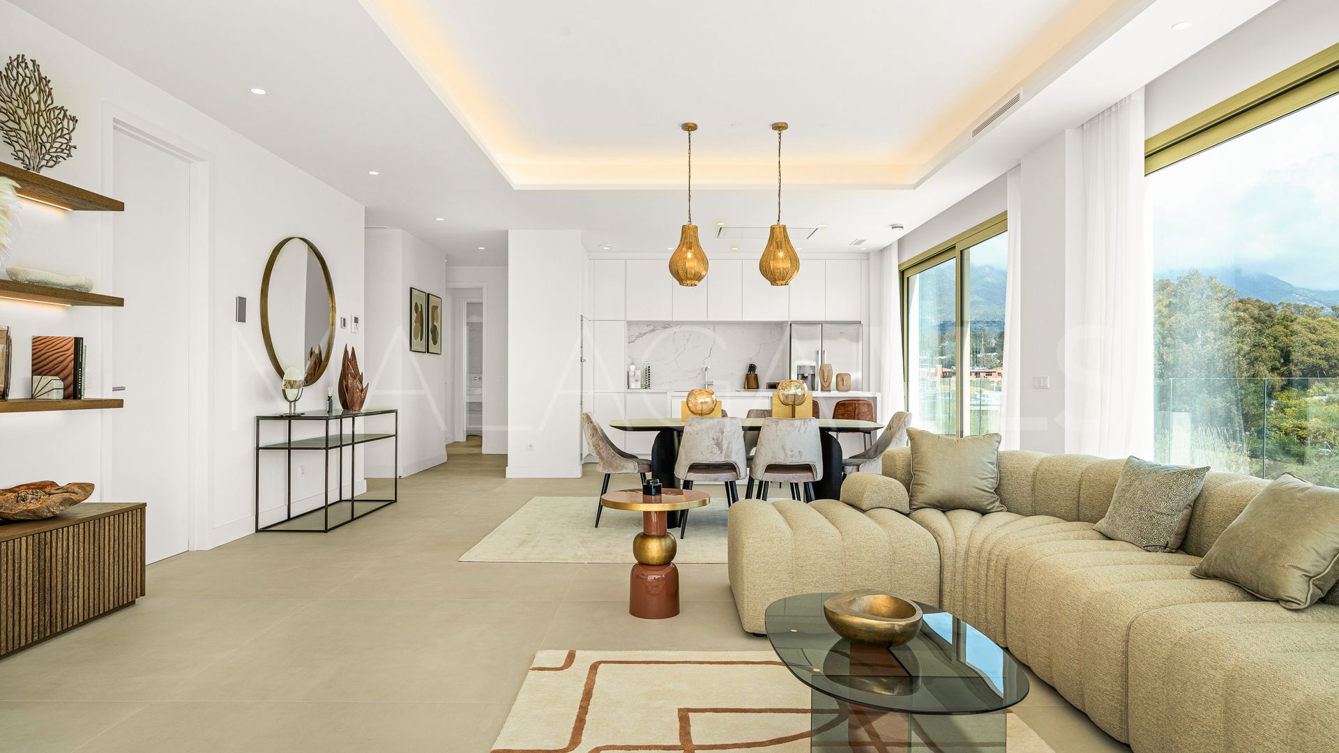 Duplex penthouse for sale in Marbella Golden Mile