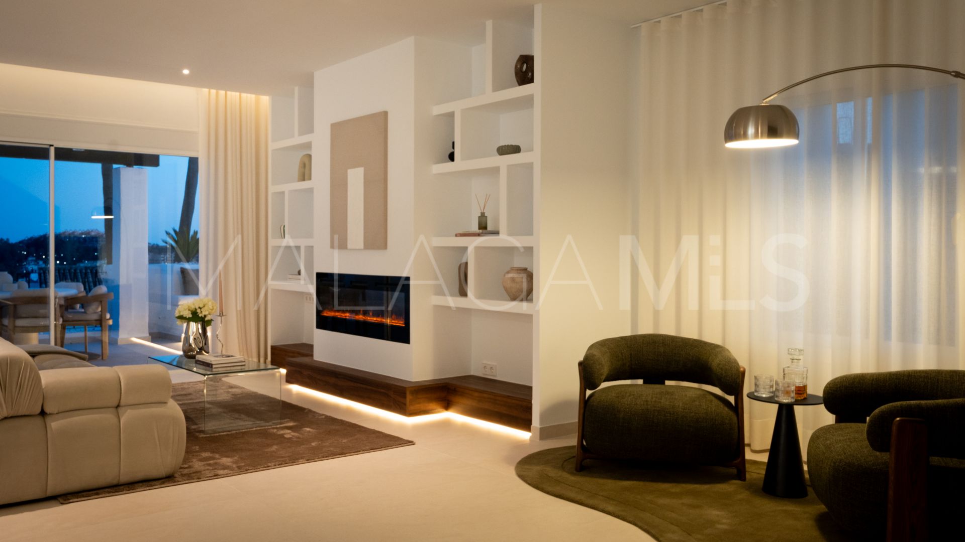 Atico duplex for sale with 3 bedrooms in Nueva Andalucia