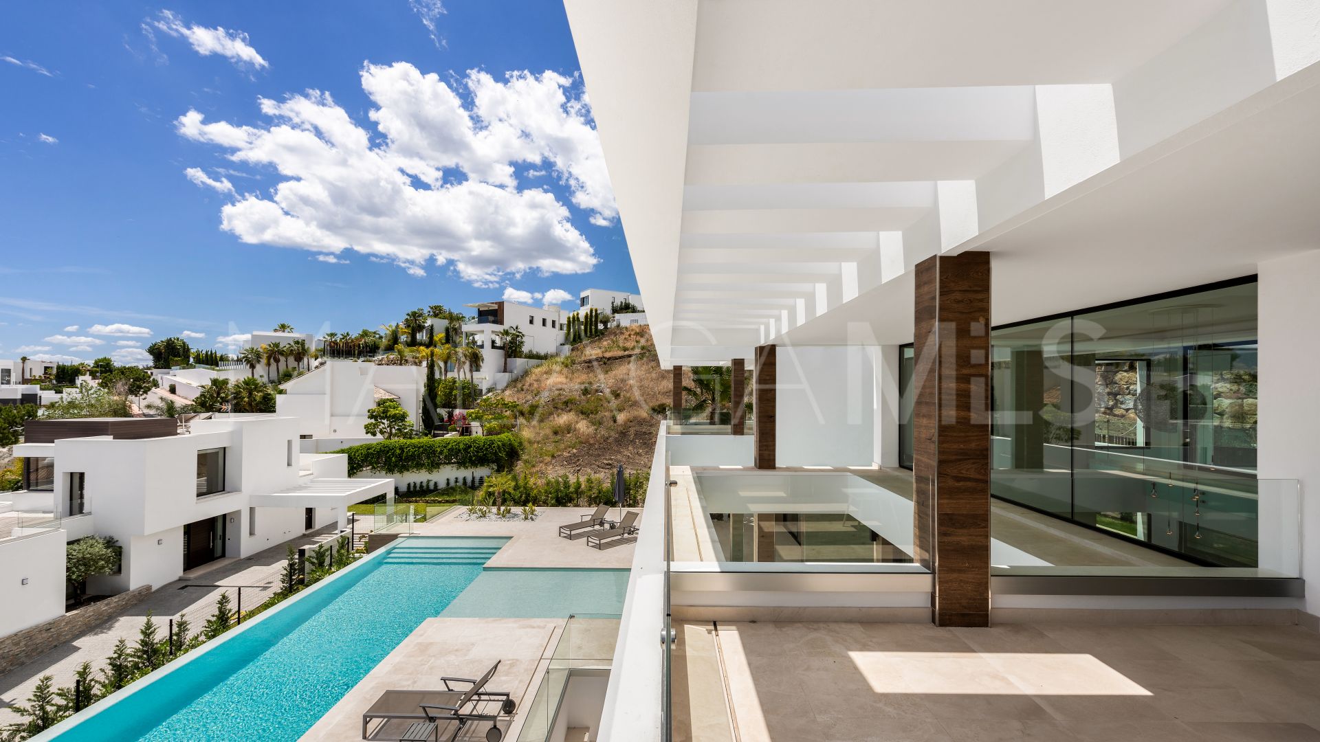 Villa for sale in La Alqueria with 5 bedrooms