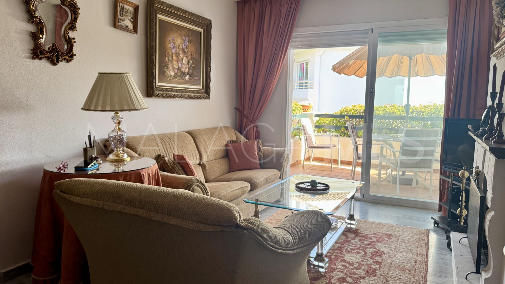 Zweistöckiges penthouse for sale in Guadalmina Baja