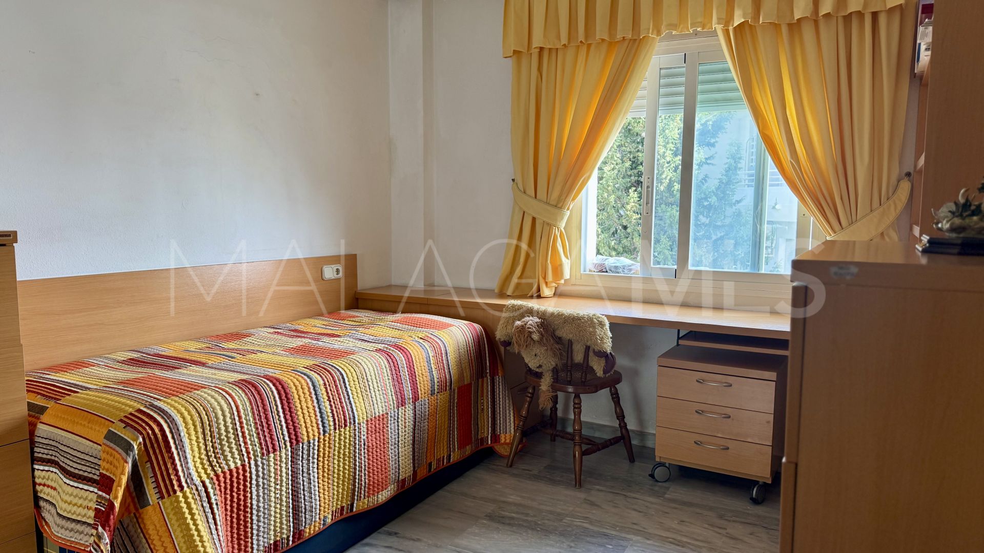 Zweistöckiges penthouse for sale in Guadalmina Baja