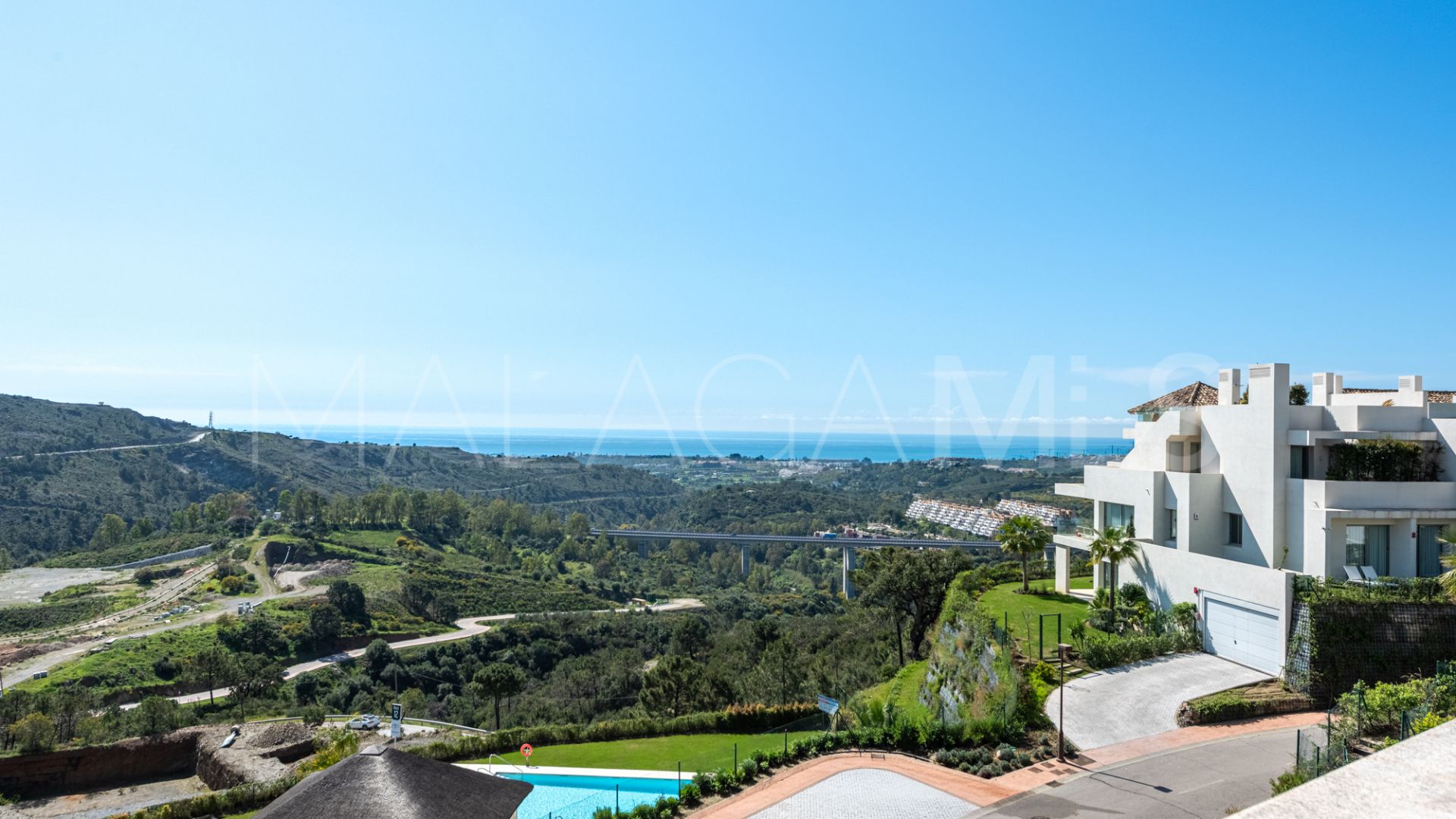 Takvåning for sale in Marbella Club Hills