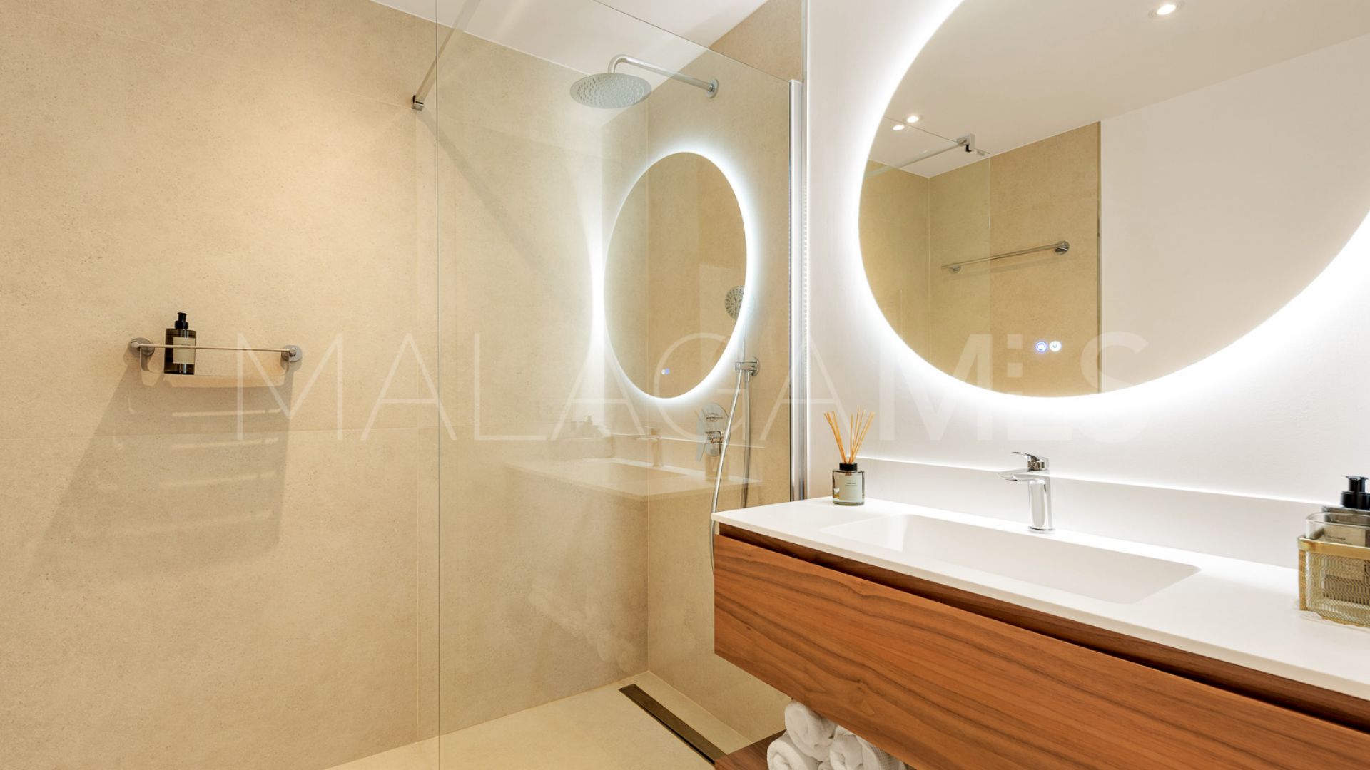 Semi detached villa for sale in Sierra Blanca