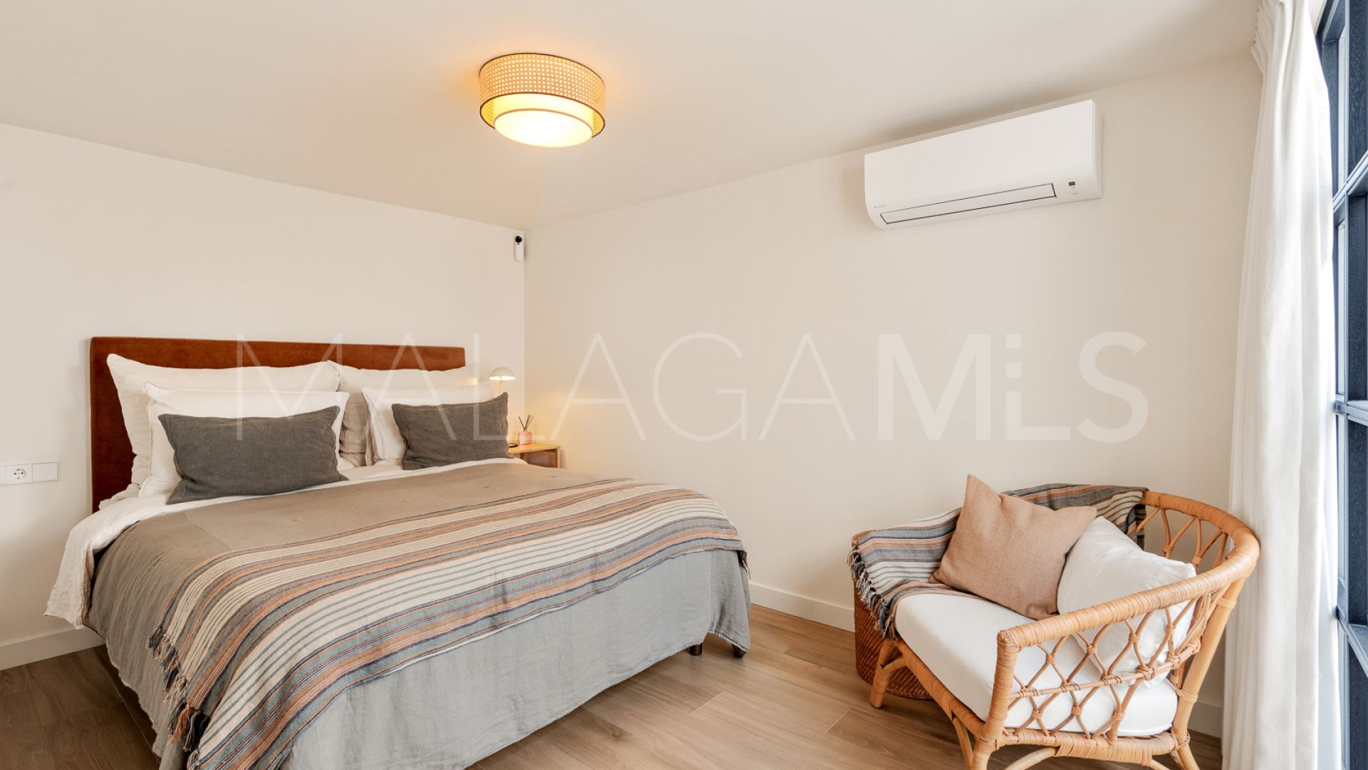 Semi detached villa for sale in Sierra Blanca