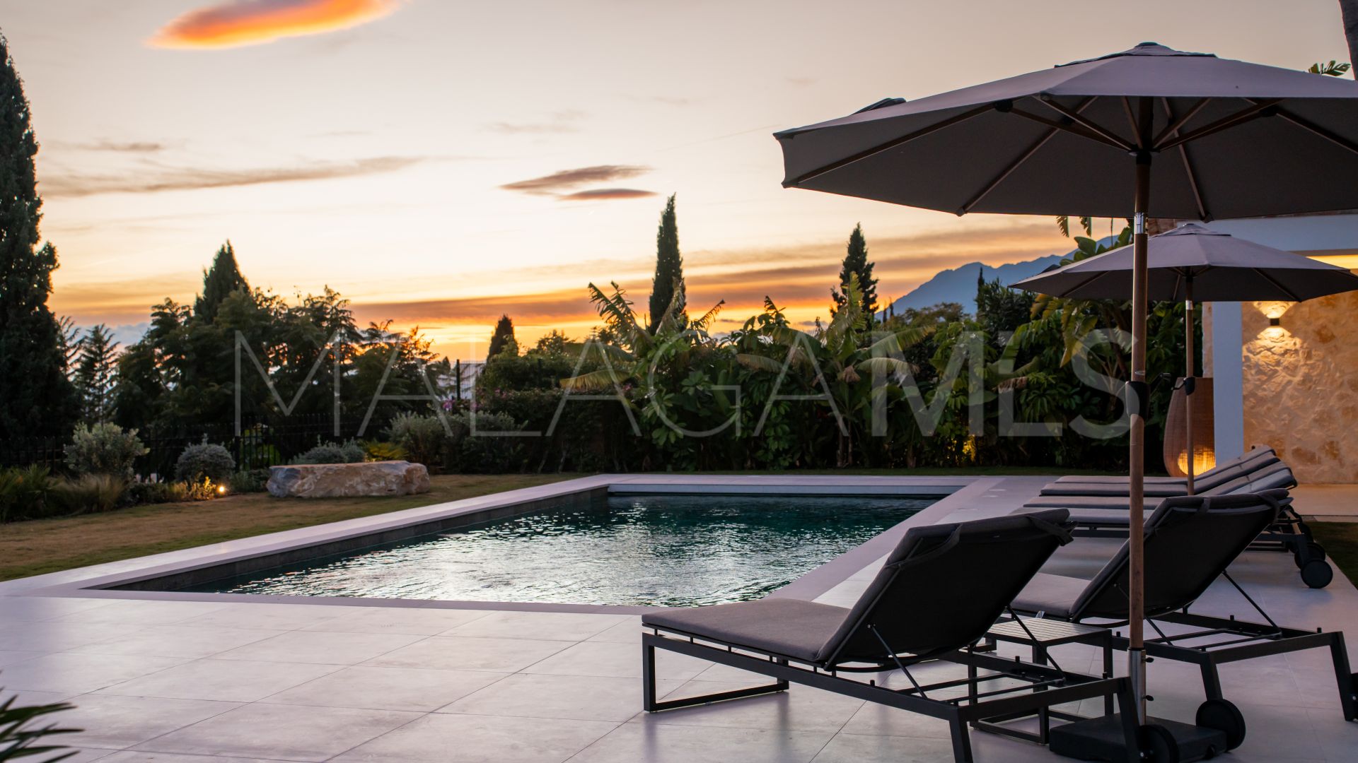 Villa for sale in Los Flamingos