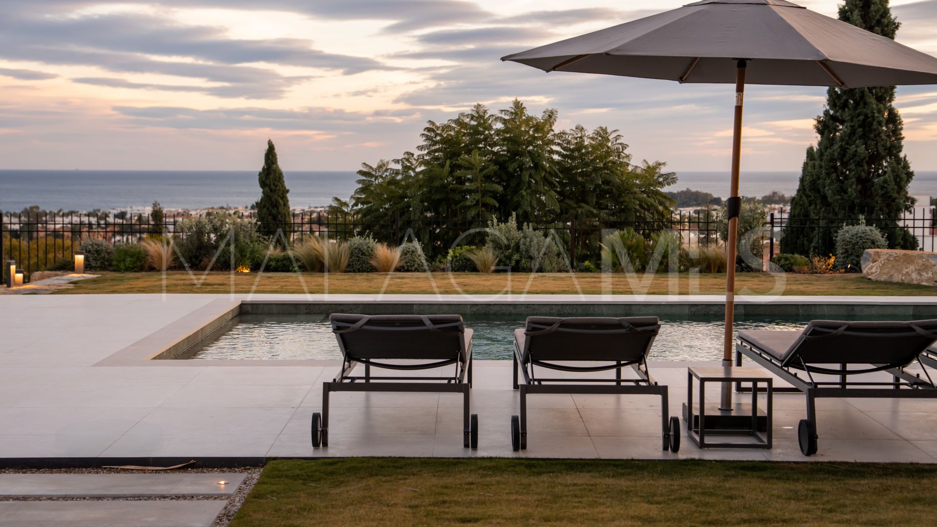 Villa for sale in Los Flamingos