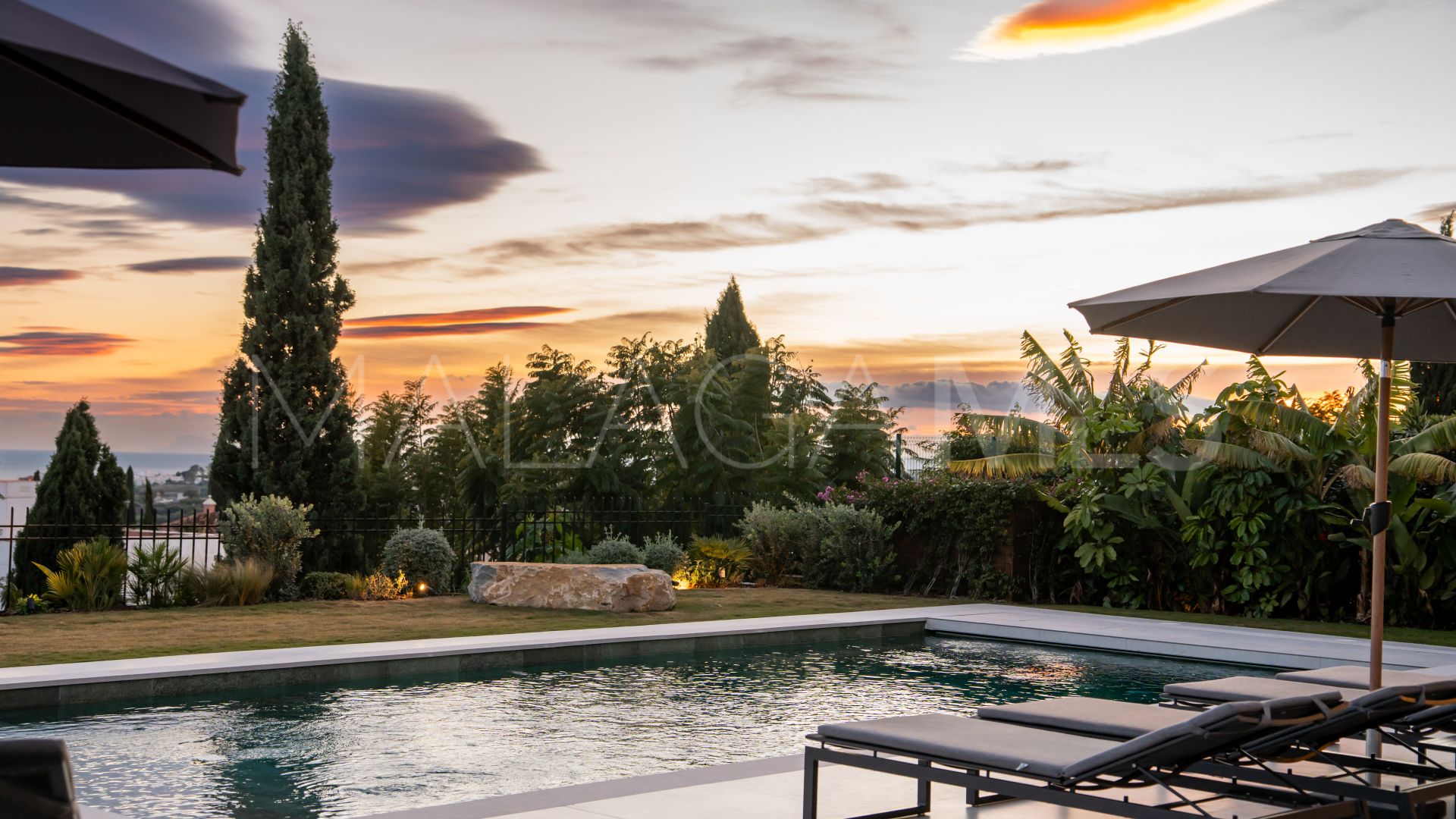 Villa for sale in Los Flamingos