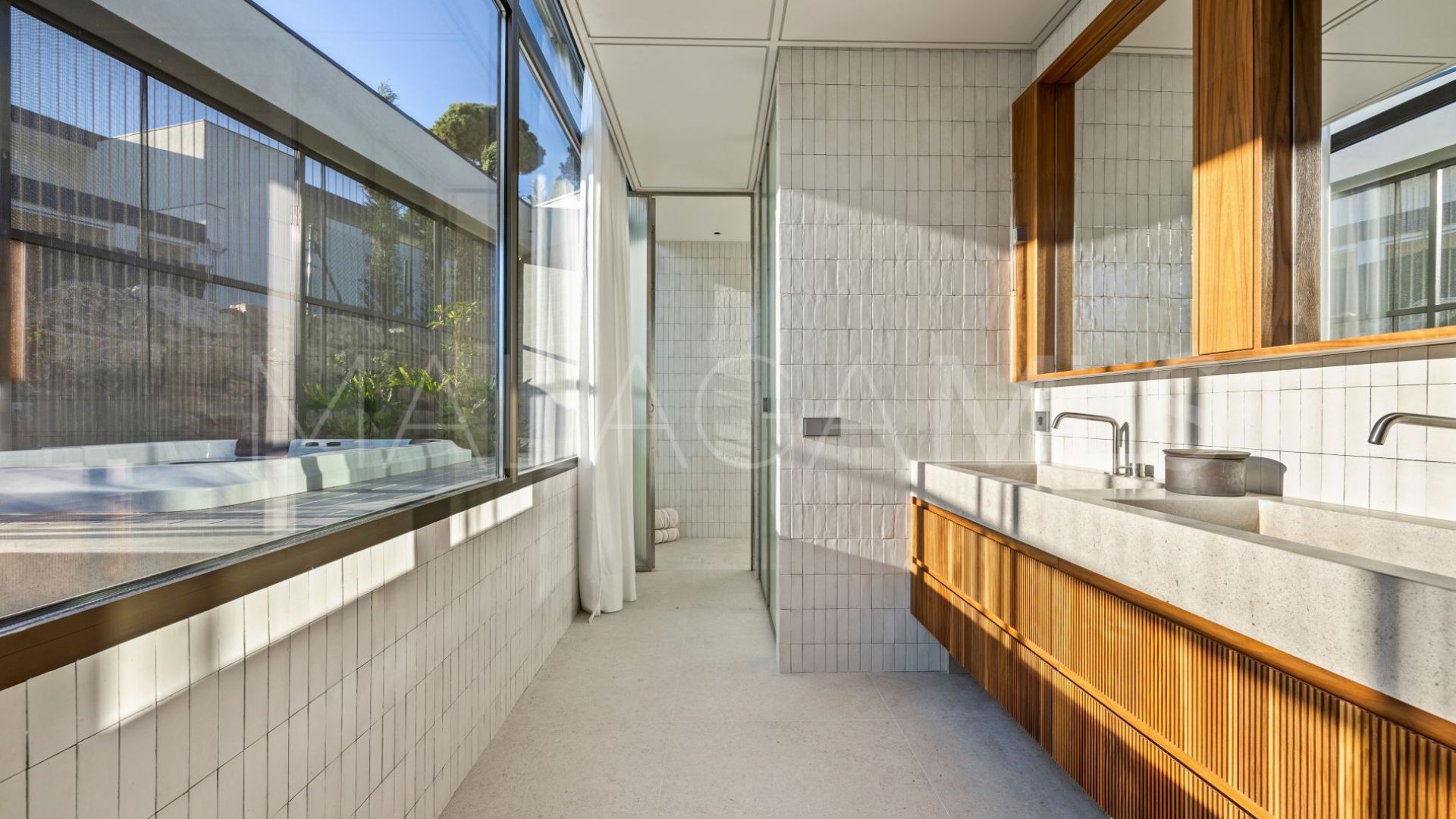 For sale Monte Mayor 5 bedrooms villa