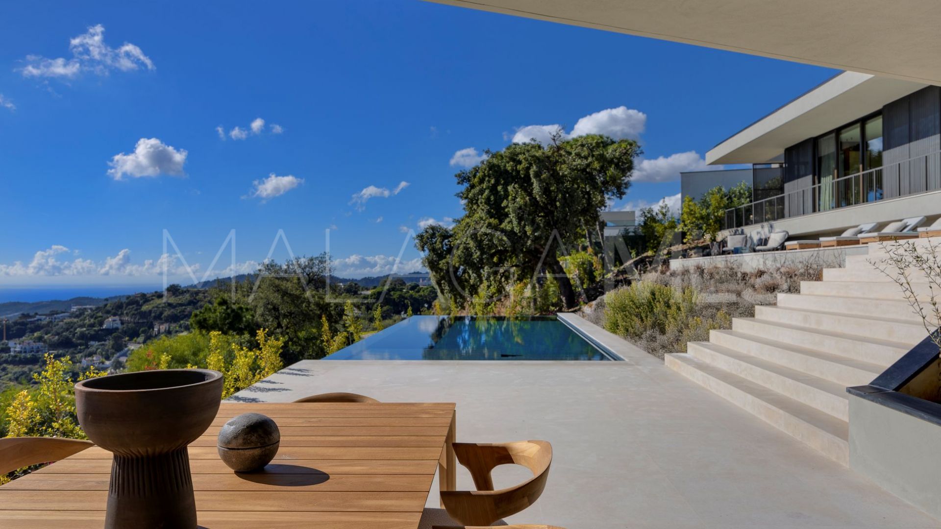 For sale Monte Mayor 5 bedrooms villa