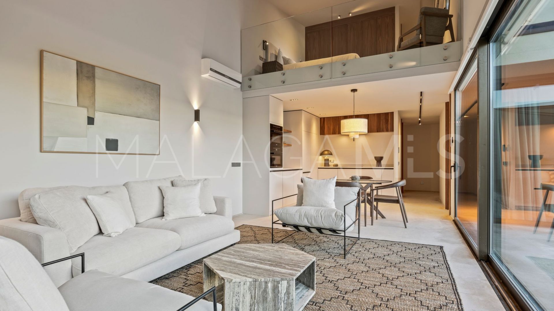 For sale Monte Mayor 5 bedrooms villa