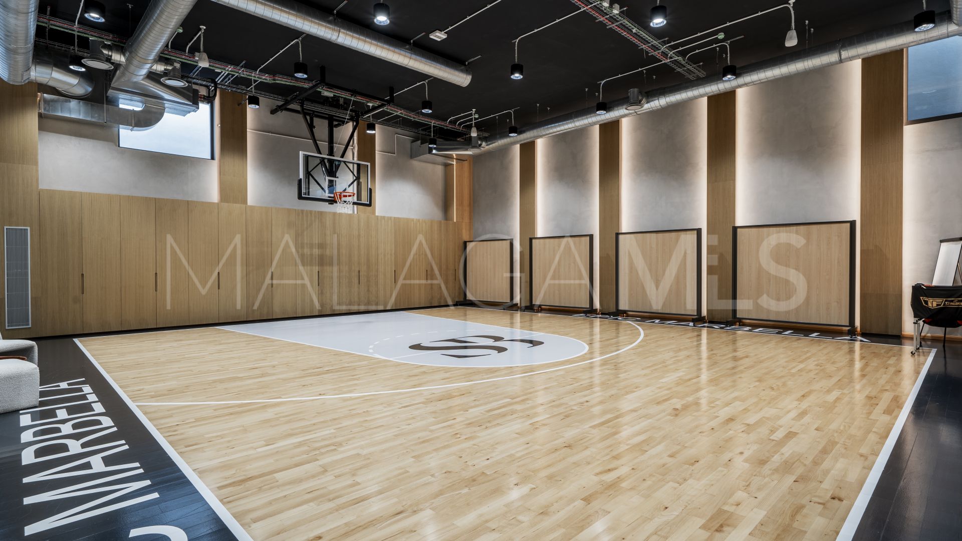 Marbella Golden Mile, duplex de 5 bedrooms for sale