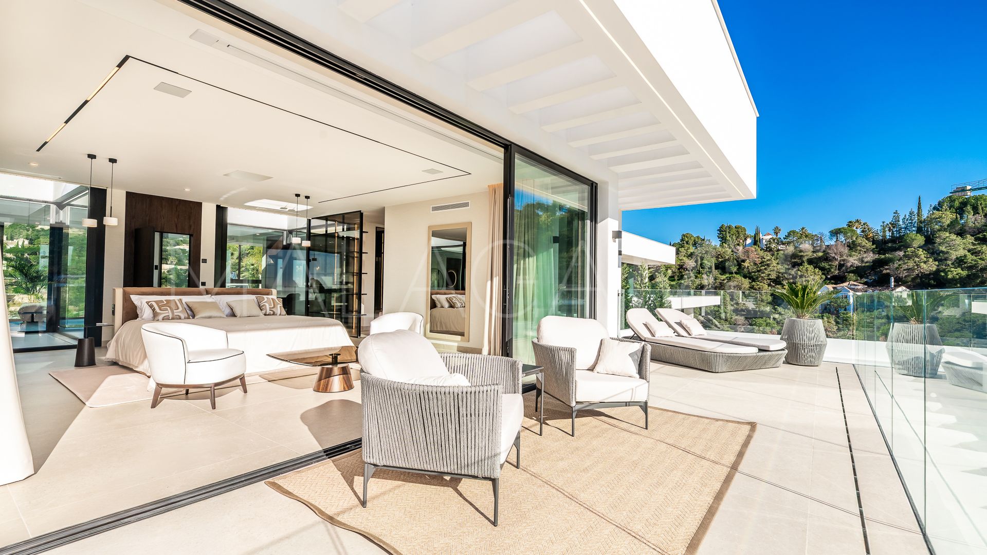 Se vende villa de 6 bedrooms in El Madroñal