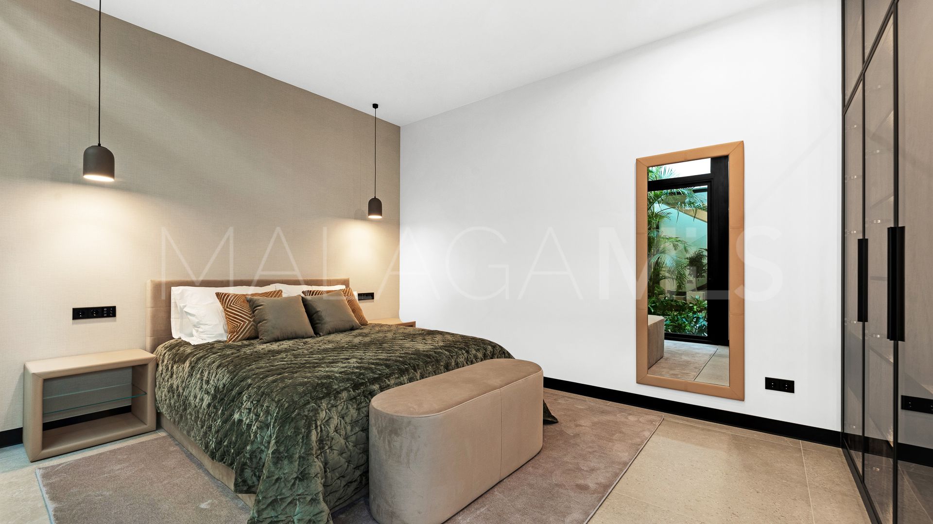 Se vende villa de 6 bedrooms in El Madroñal