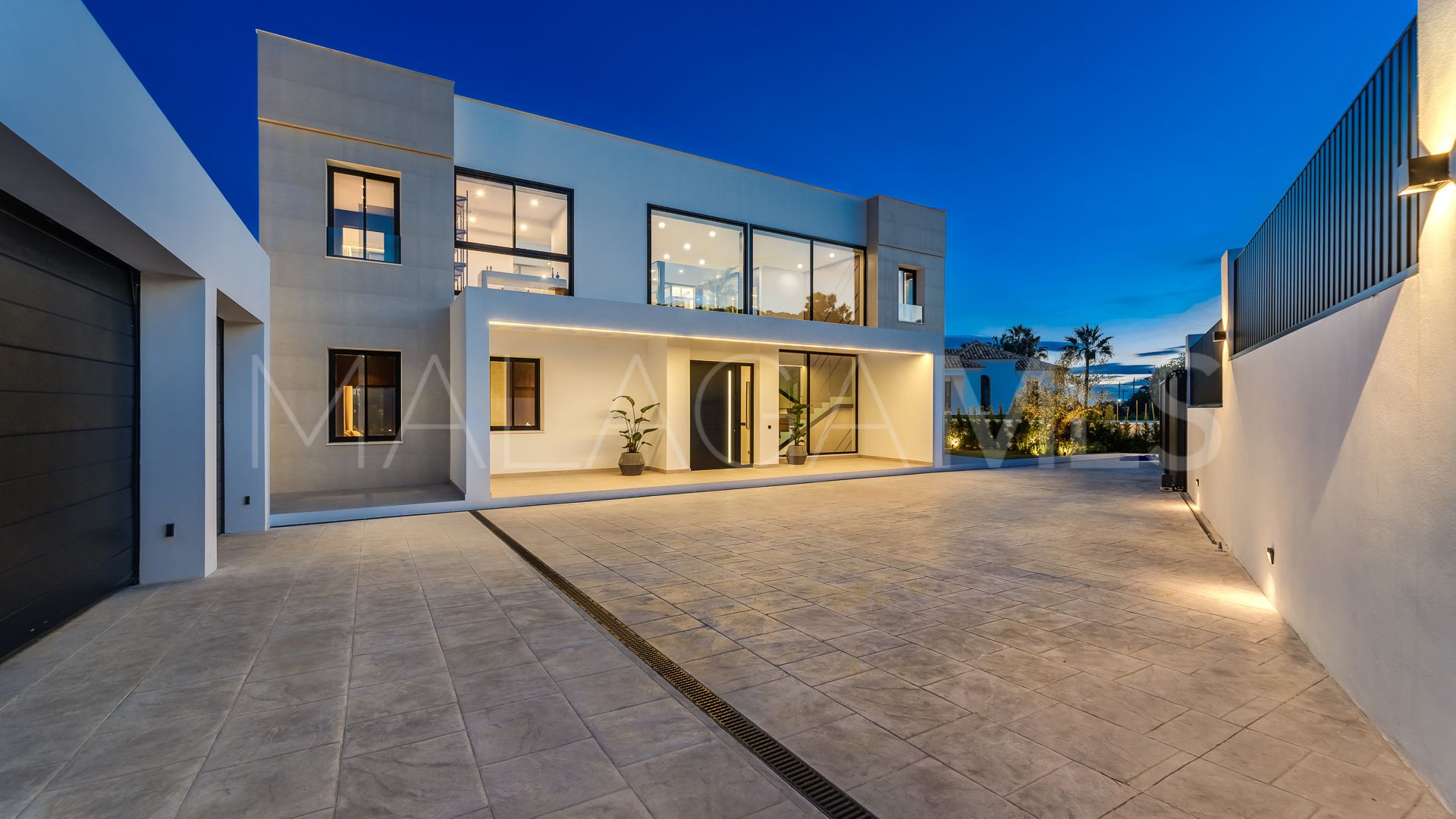 Se vende villa de 6 bedrooms in El Madroñal