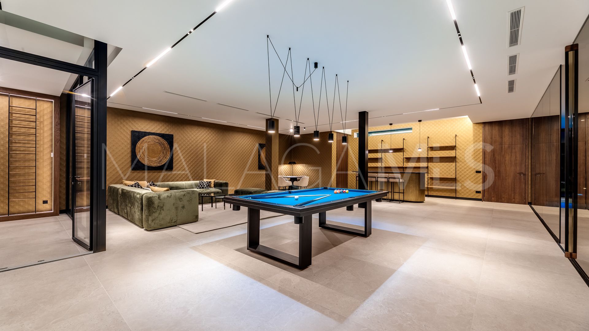 Se vende villa de 6 bedrooms in El Madroñal