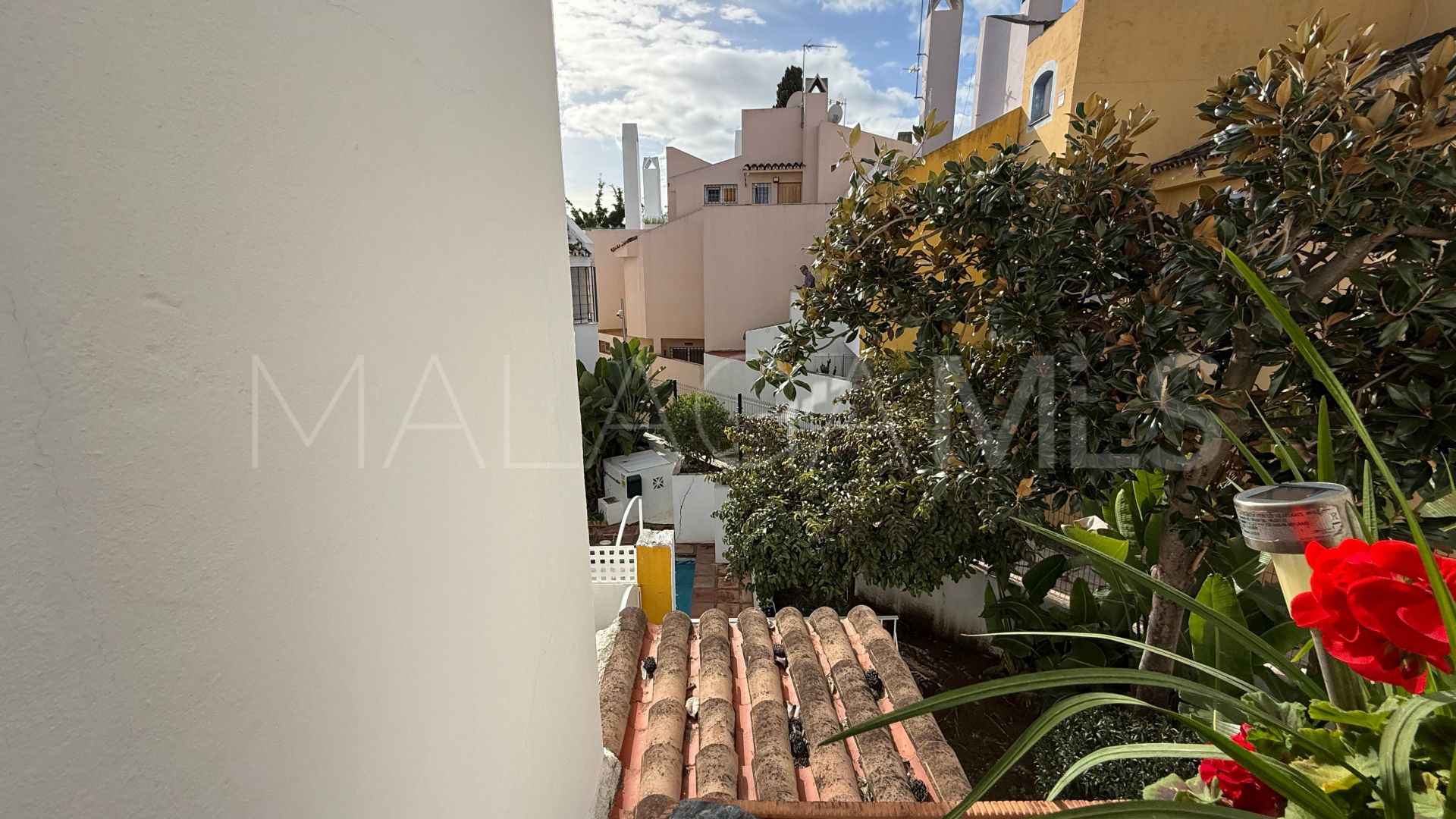 Maison de ville for sale in Nueva Andalucia