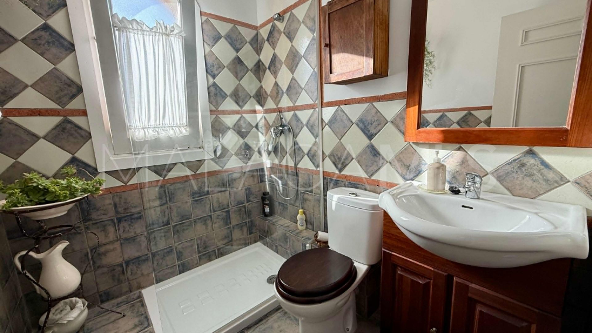 Maison de ville for sale in Nueva Andalucia