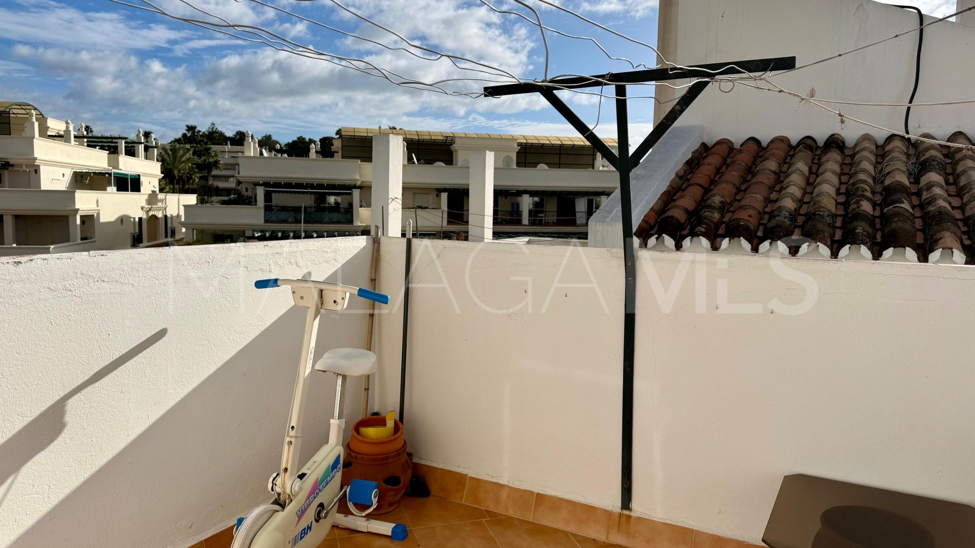 Maison de ville for sale in Nueva Andalucia