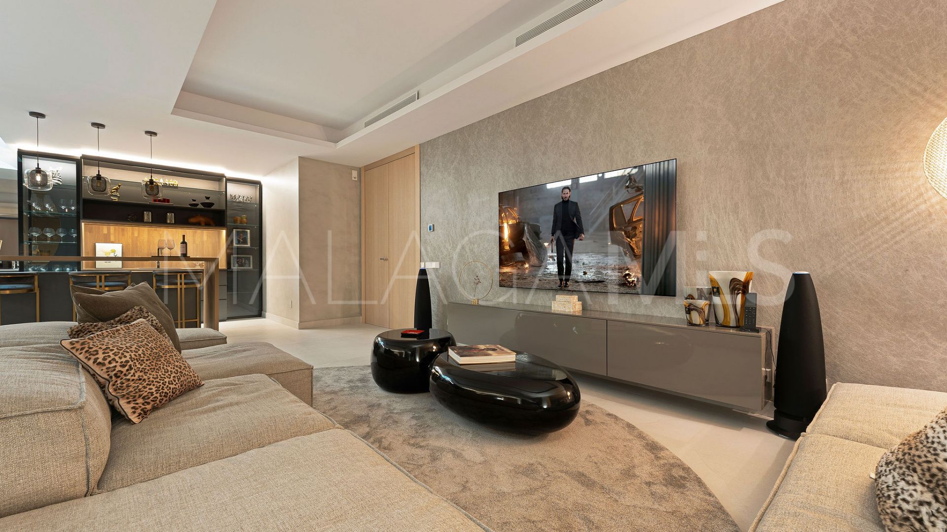 Villa jumelée for sale in Nueva Andalucia