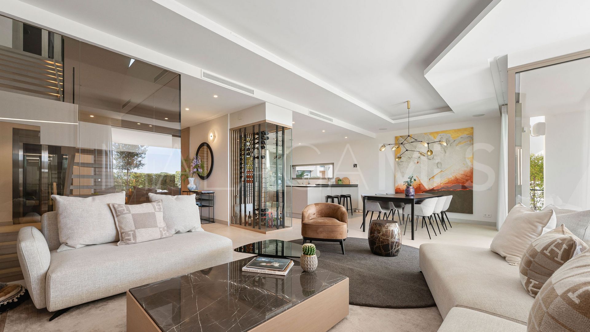 Villa jumelée for sale in Nueva Andalucia