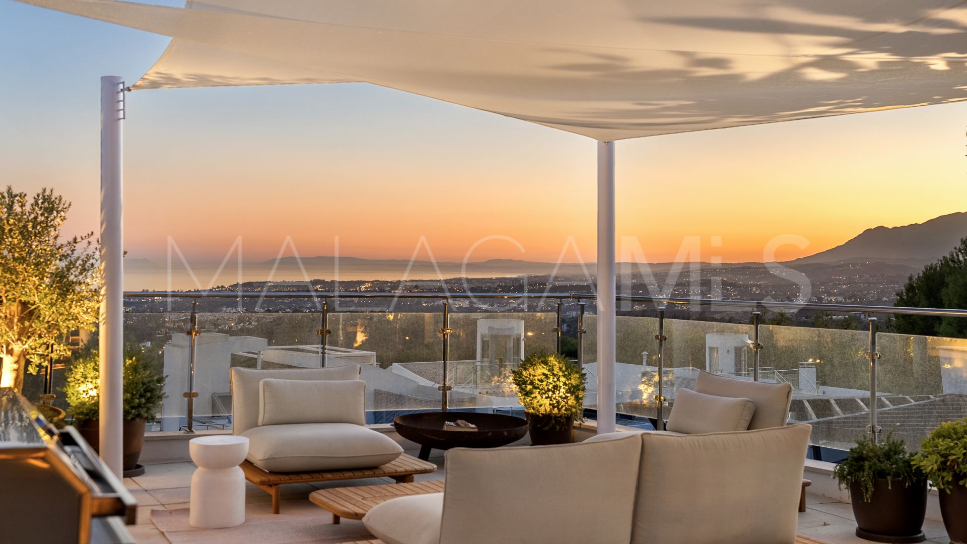 Maison jumelée for sale in Sierra Blanca