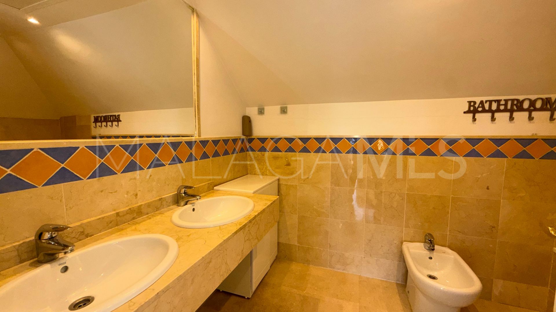 Tvåvånings takvåning for sale in Nueva Andalucia