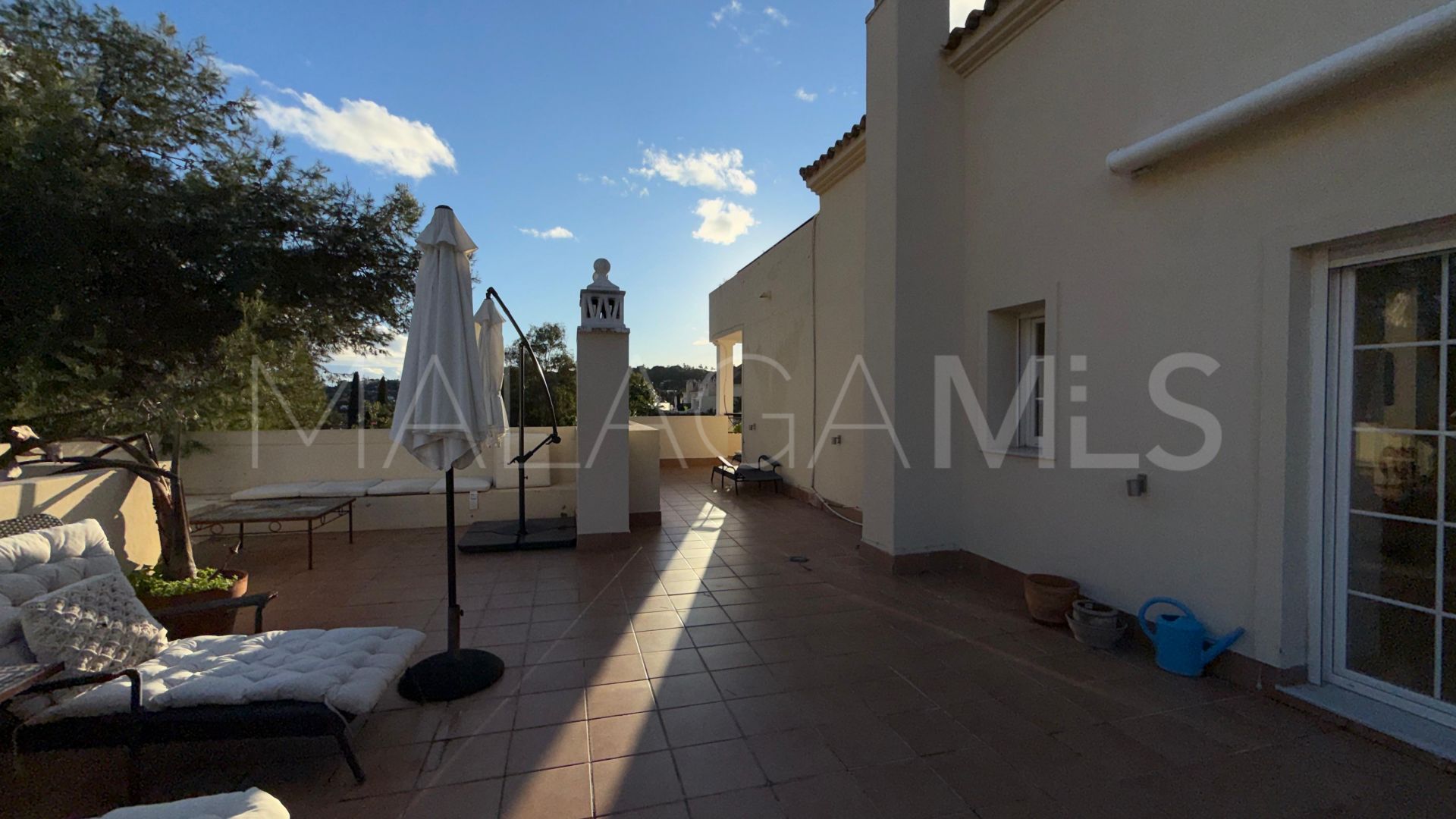 Tvåvånings takvåning for sale in Nueva Andalucia