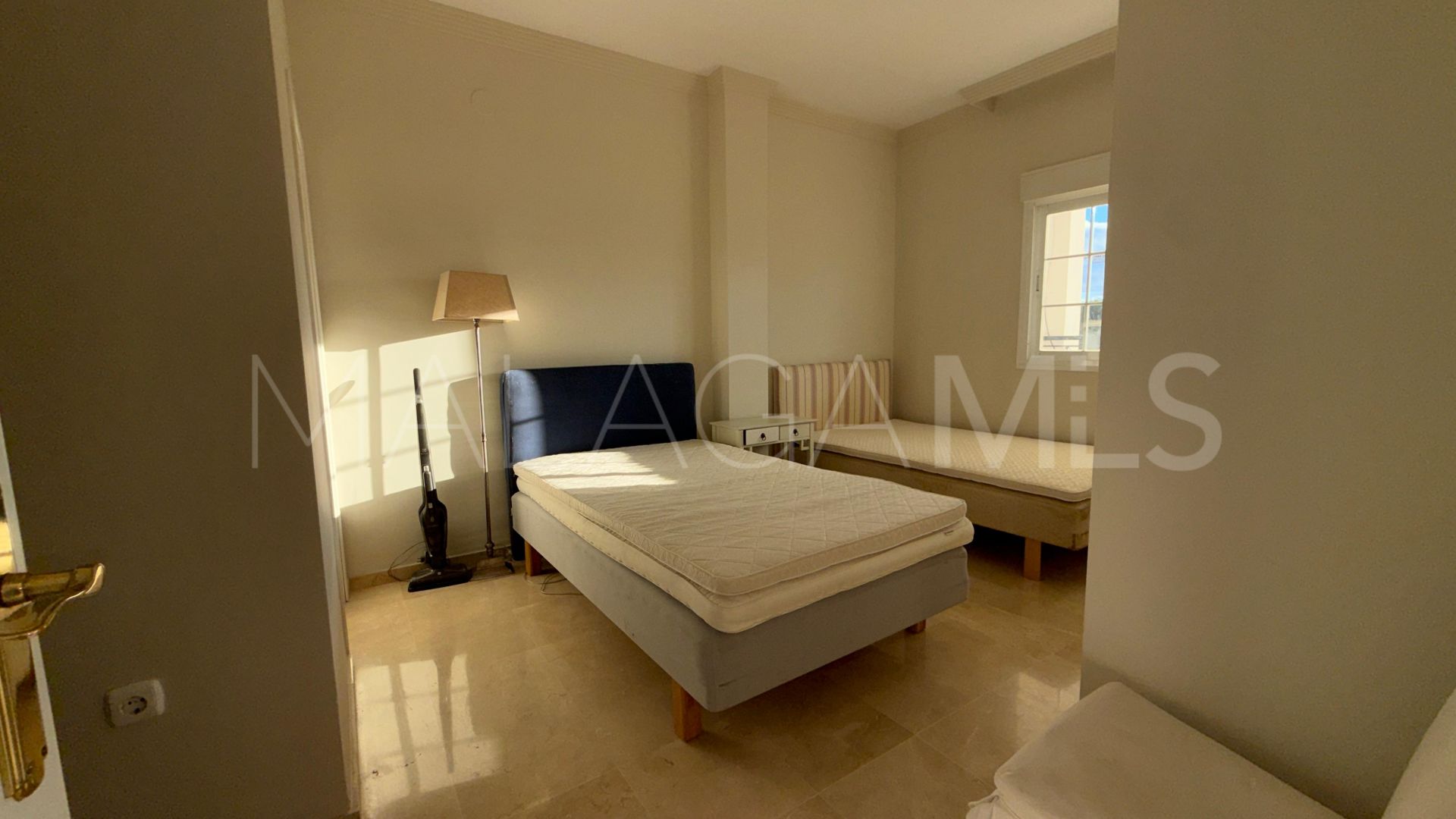 Tvåvånings takvåning for sale in Nueva Andalucia