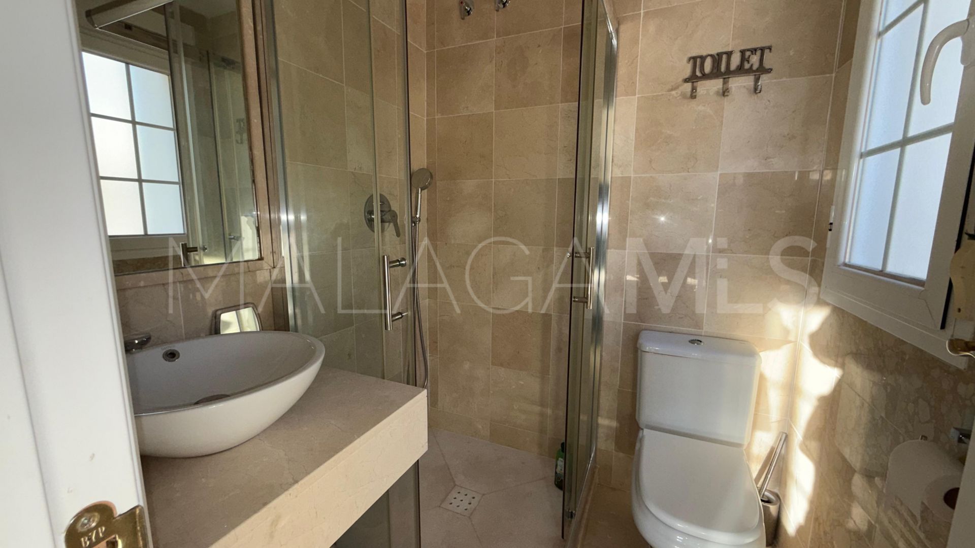 Tvåvånings takvåning for sale in Nueva Andalucia