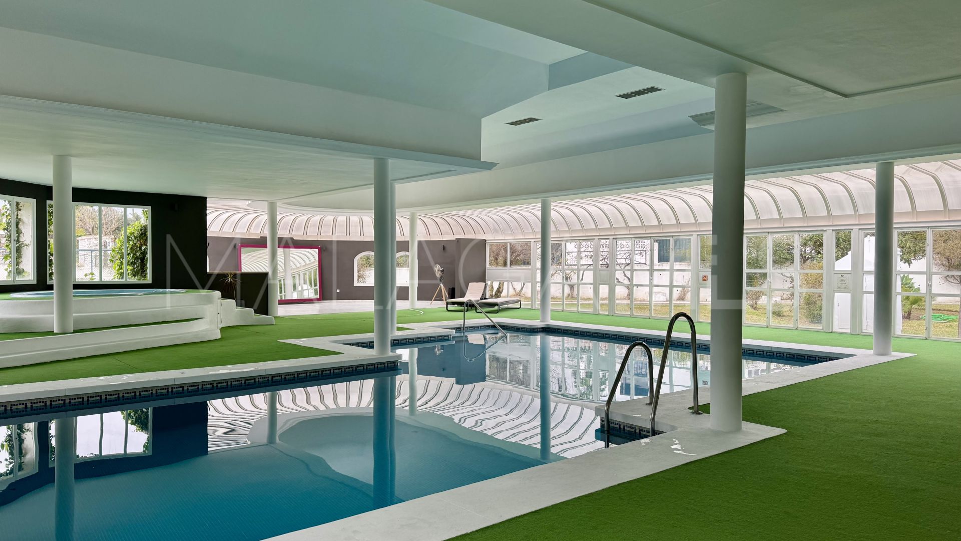 For sale 2 bedrooms apartment in Le Village