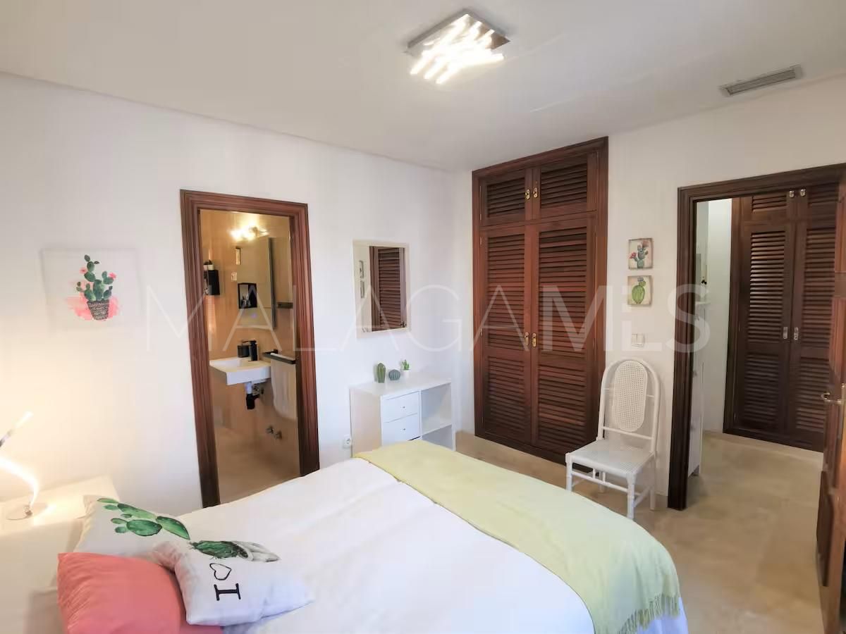 Lägenhet for sale in Nueva Andalucia