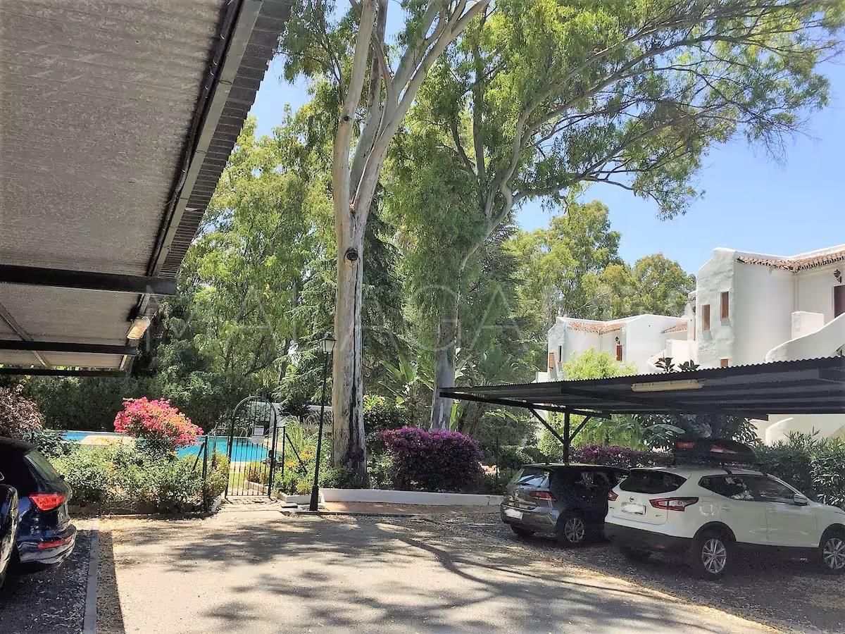 Lägenhet for sale in Nueva Andalucia