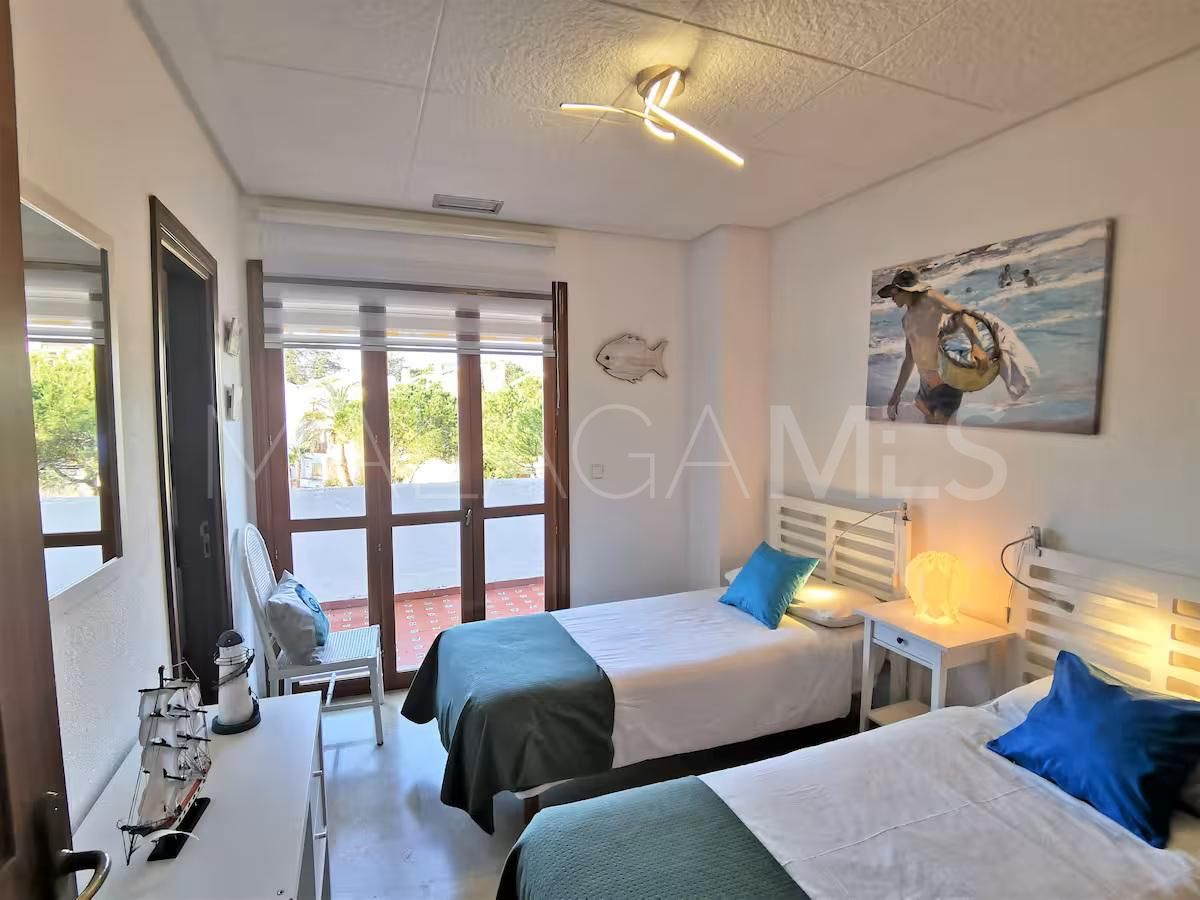 Lägenhet for sale in Nueva Andalucia