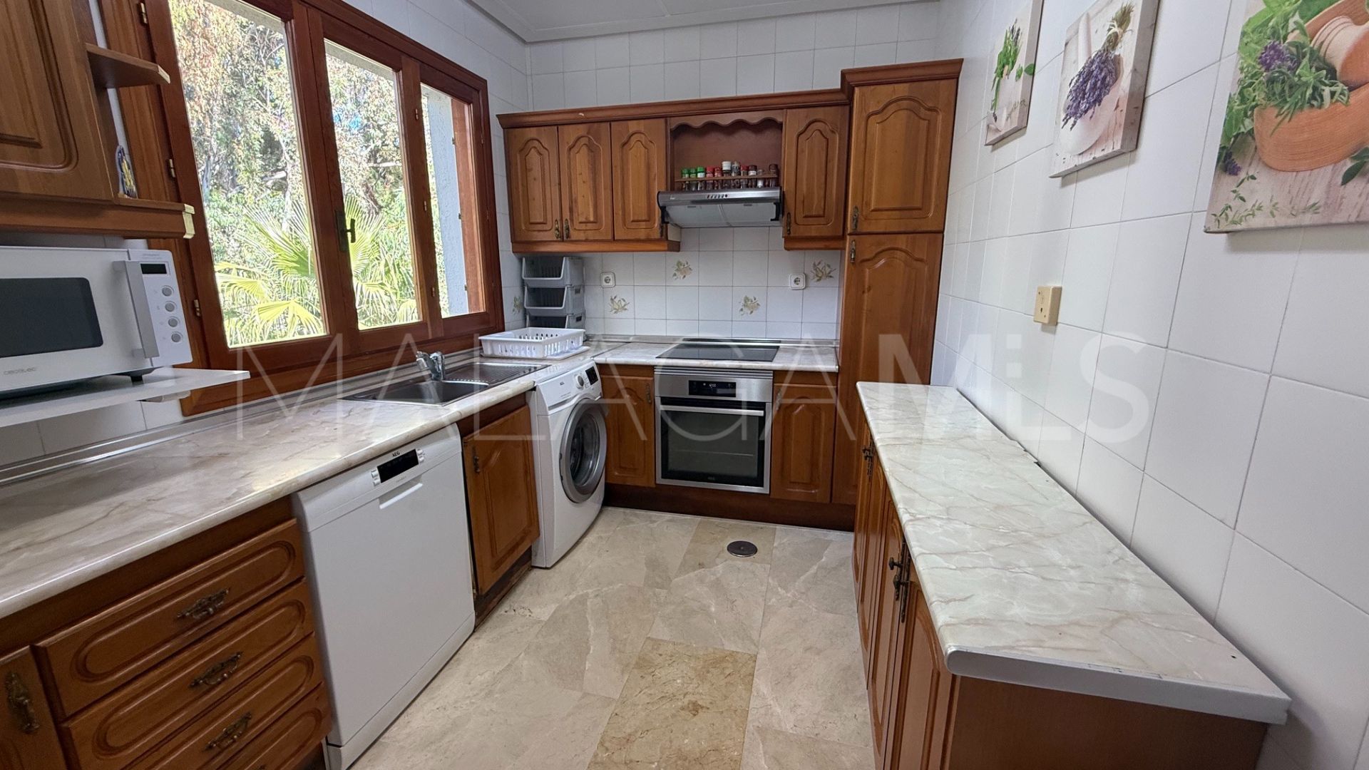 For sale 2 bedrooms apartment in Le Village