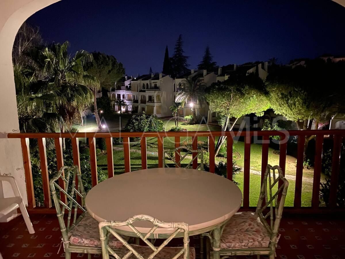 Lägenhet for sale in Nueva Andalucia