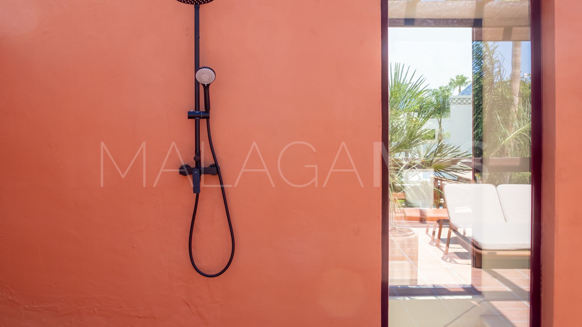 Radhus for sale in Altos de Puente Romano