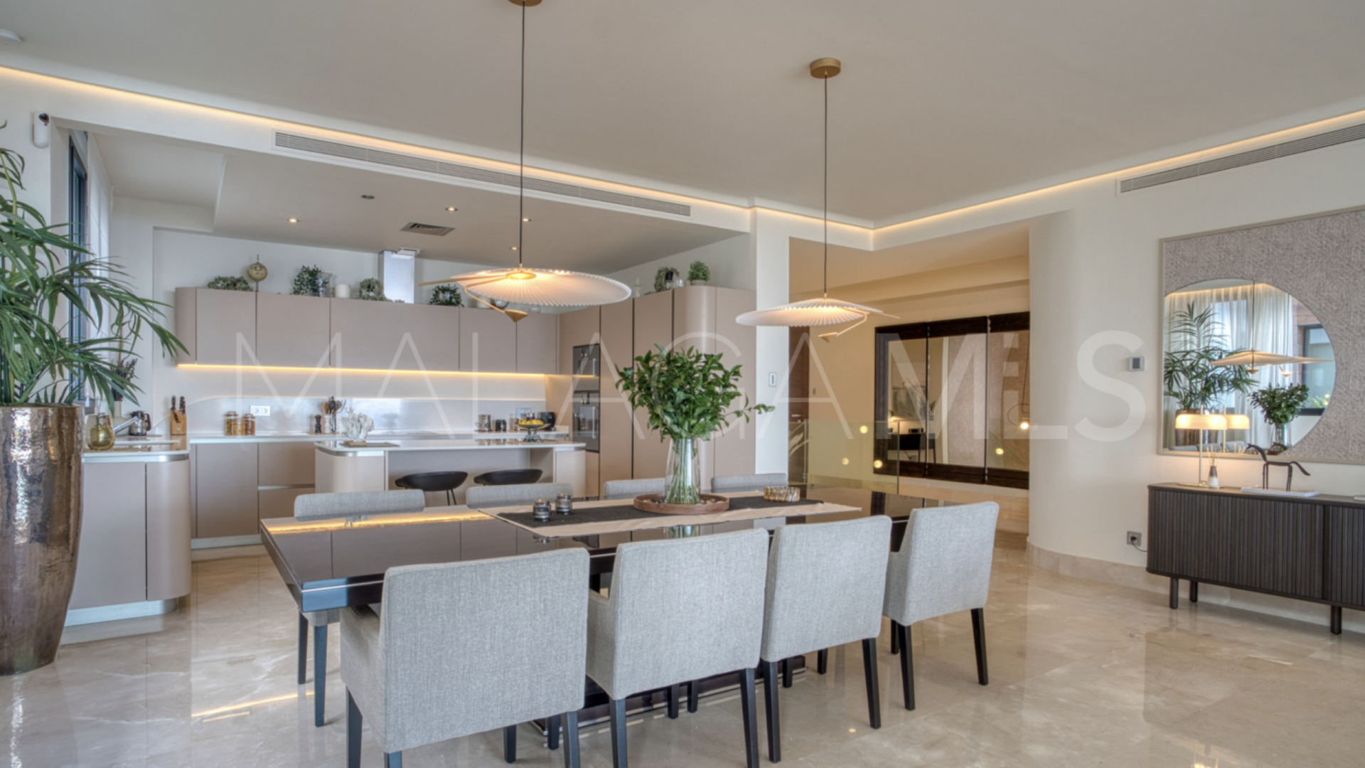 Ground floor duplex for sale in Sierra Blanca