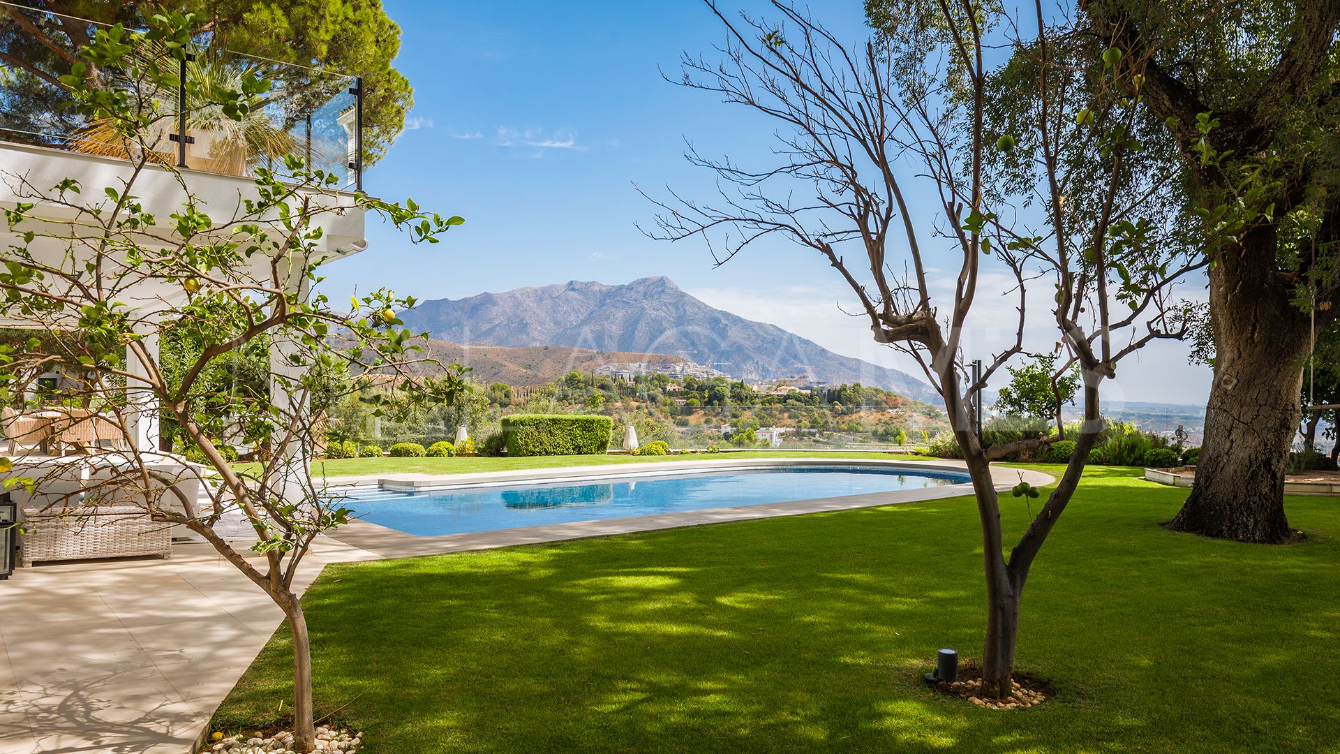 Villa for sale in El Madroñal